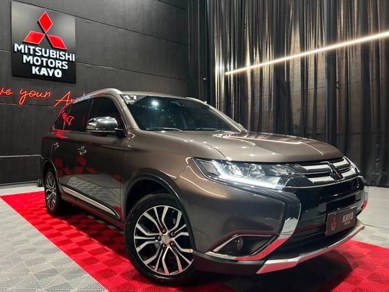 MITSUBISHI OUTLANDER 3.0 GT 4X4 V6 24V GASOLINA 4P AUTOMÁTICO